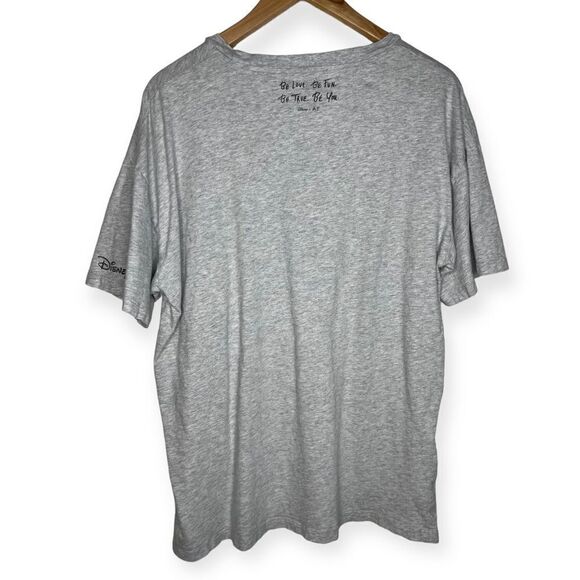 American Eagle‎ Disney Mickey Mouse T-Shirt Embroidered Unisex Size Medium - Picture 6 of 10